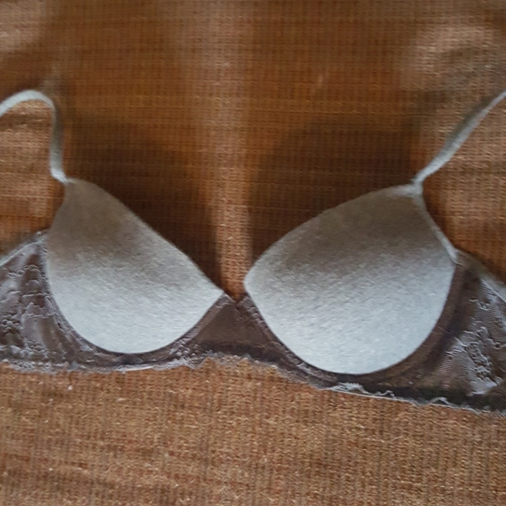 GREY Jersey knit with lace pushup bra 34D